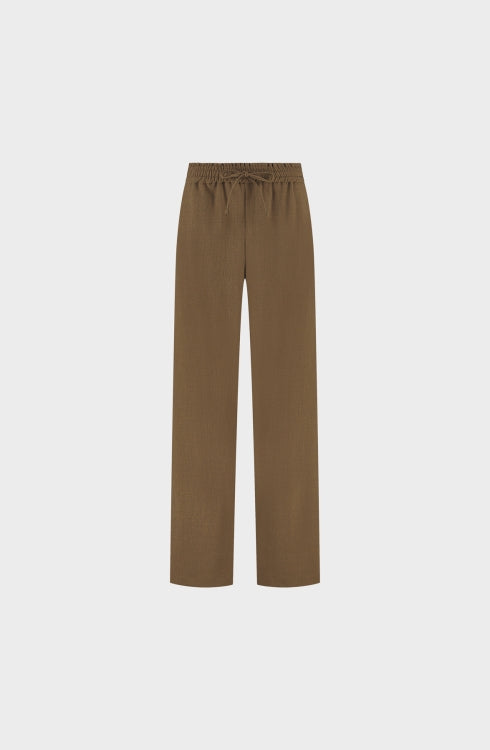 Henny Broek - Brown