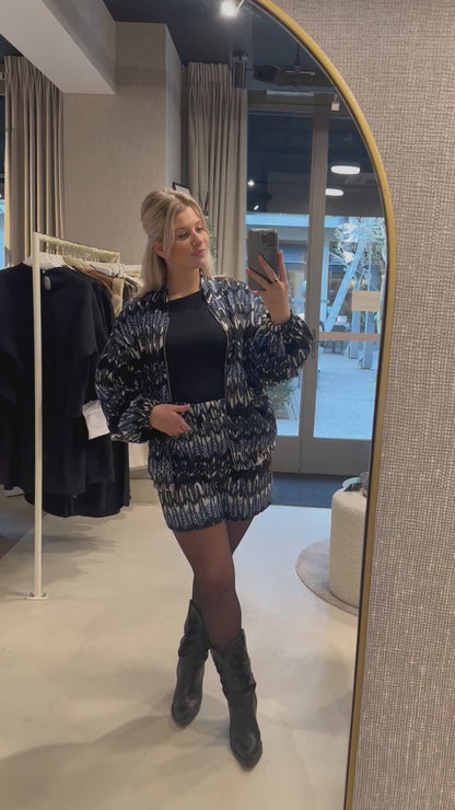 Tessy Short
